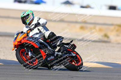 media/Jan-08-2022-SoCal Trackdays (Sat) [[1ec2777125]]/Turn 14 Outside (1050am)/